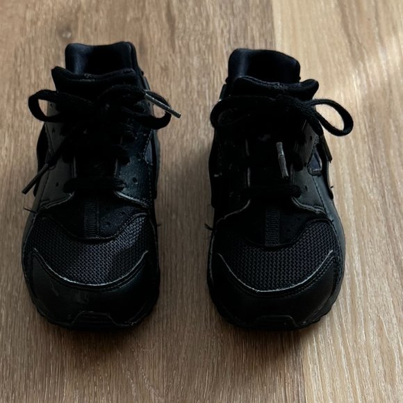 Nike Huarache - (Black) Kids Size 12C - Picture 4 of 4